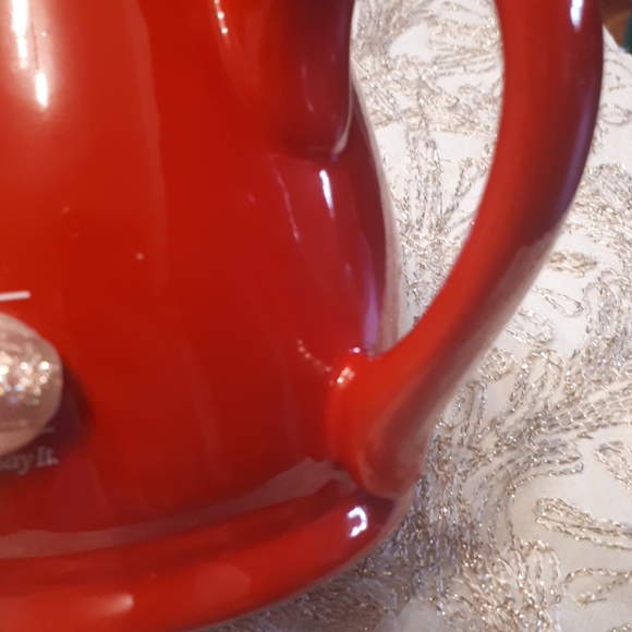 red ceramic Louisville mug - Picture 4 of 8